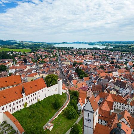 Ferienwohnung Herzstueck Im Haus Schlossblick Füssen Exteriör bild