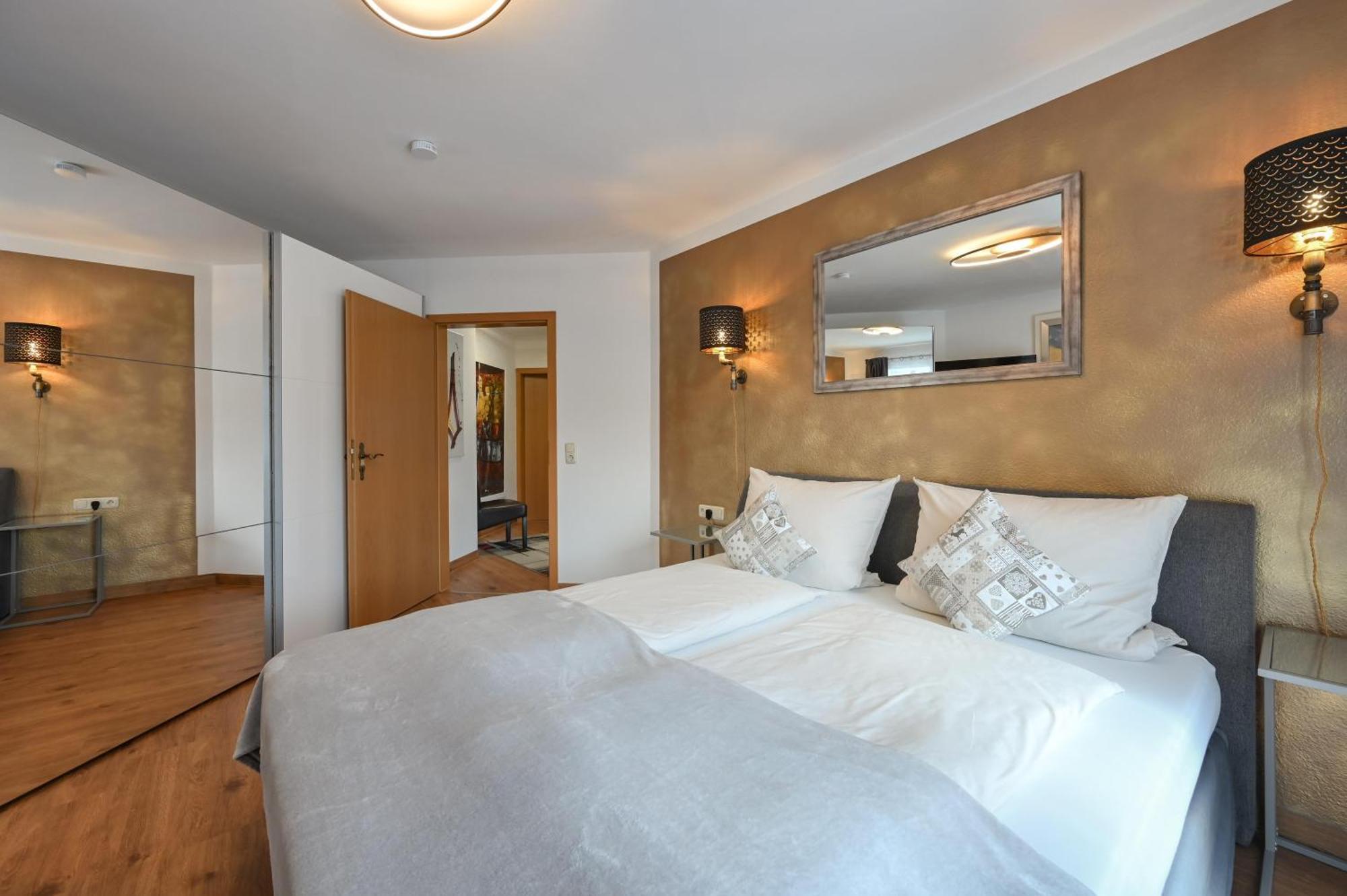 Ferienwohnung Herzstueck Im Haus Schlossblick Füssen Exteriör bild