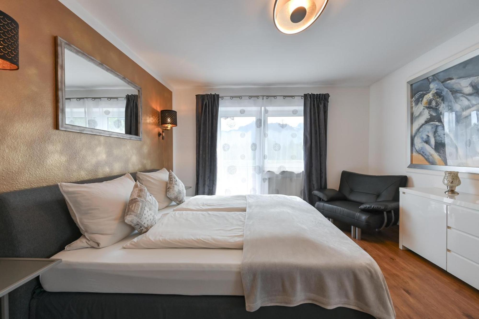 Ferienwohnung Herzstueck Im Haus Schlossblick Füssen Exteriör bild